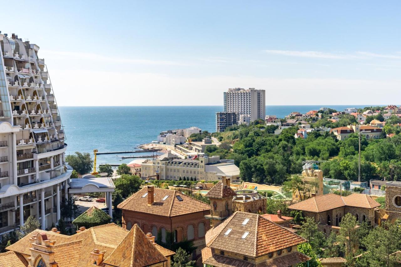 Gagarin Plaza Stylish Apartment Odessa Eksteriør bilde