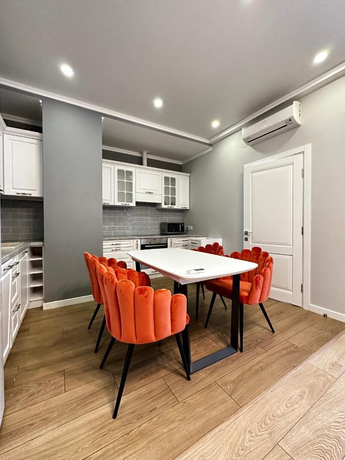 Gagarin Plaza Stylish Apartment Odessa Eksteriør bilde