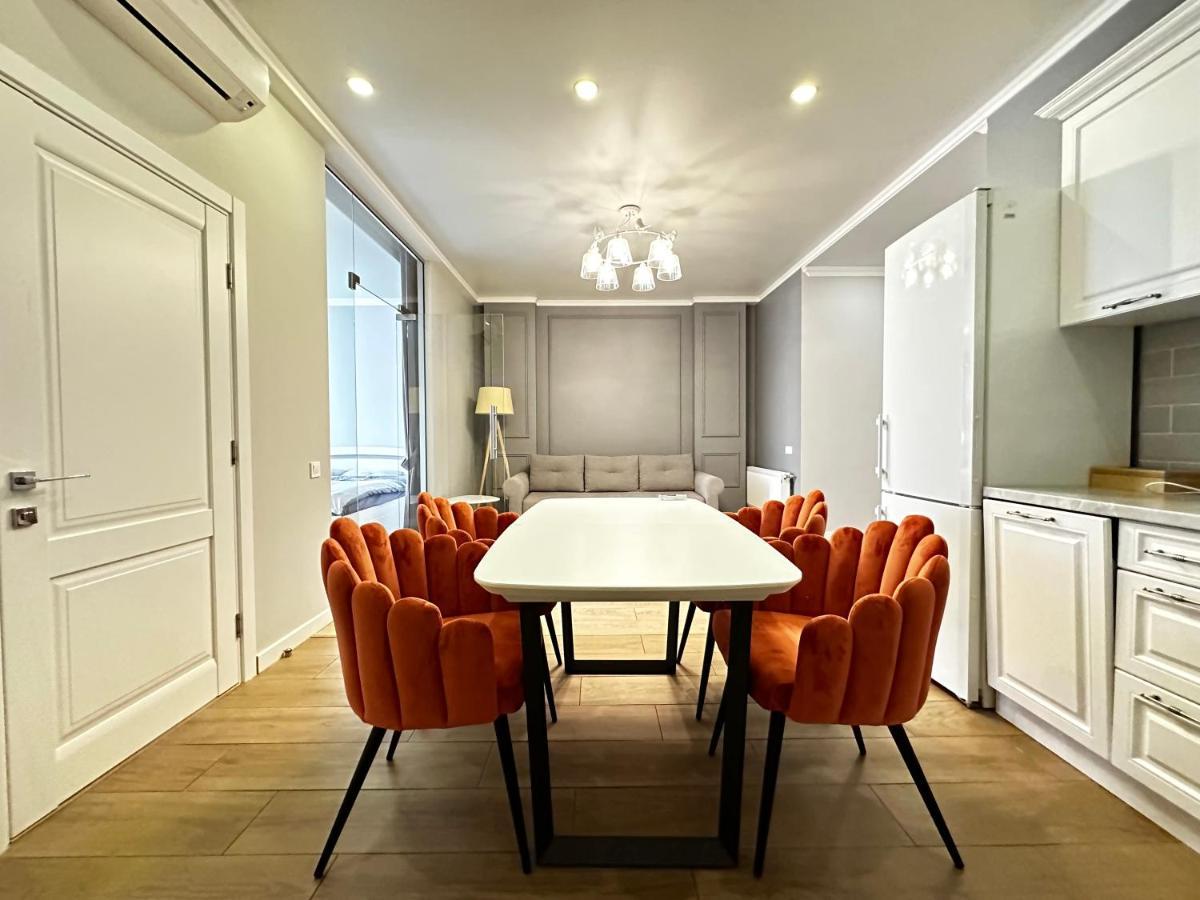 Gagarin Plaza Stylish Apartment Odessa Eksteriør bilde