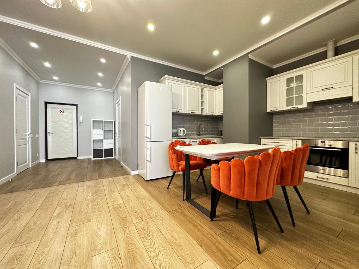 Gagarin Plaza Stylish Apartment Odessa Eksteriør bilde