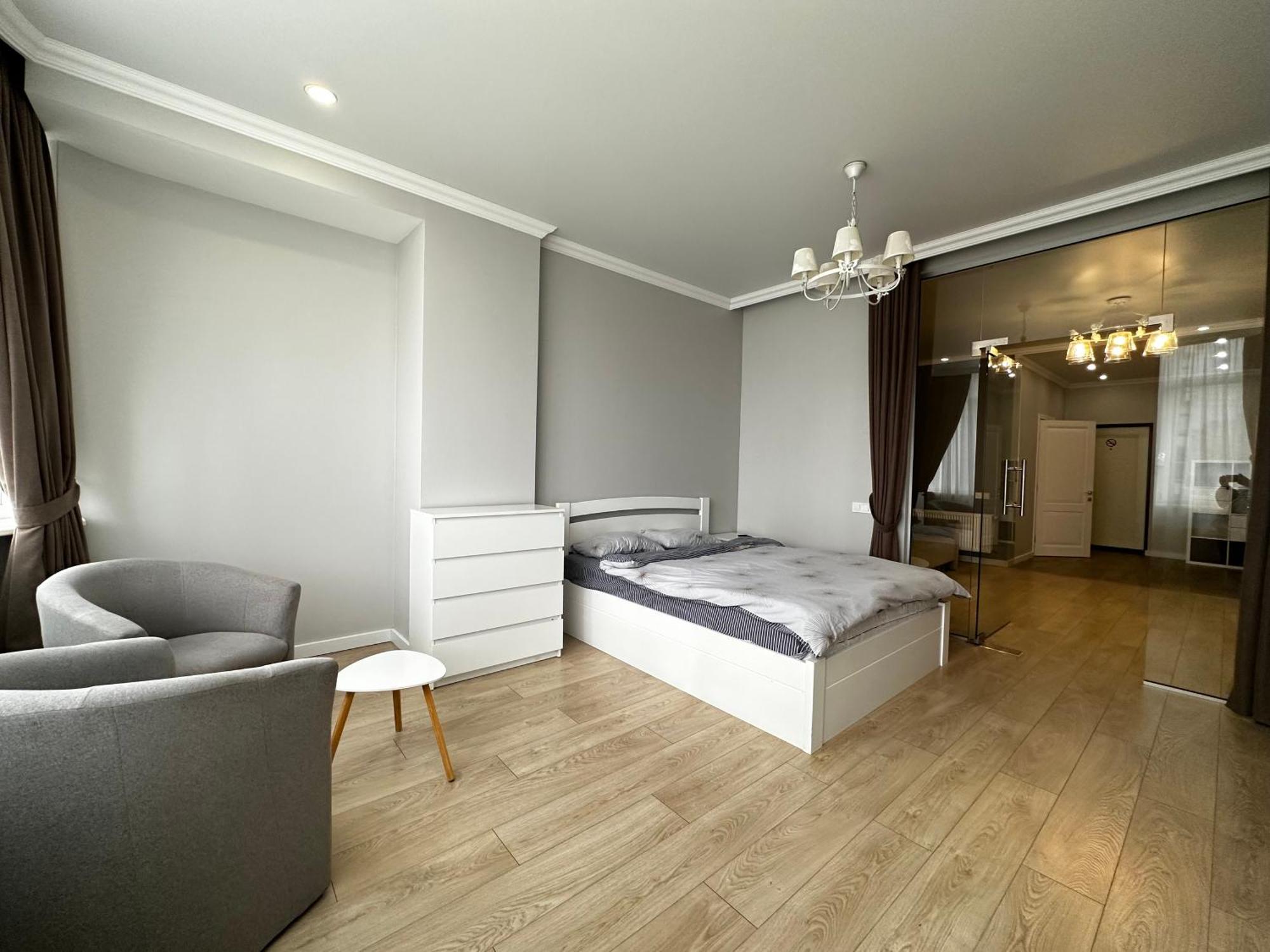 Gagarin Plaza Stylish Apartment Odessa Eksteriør bilde